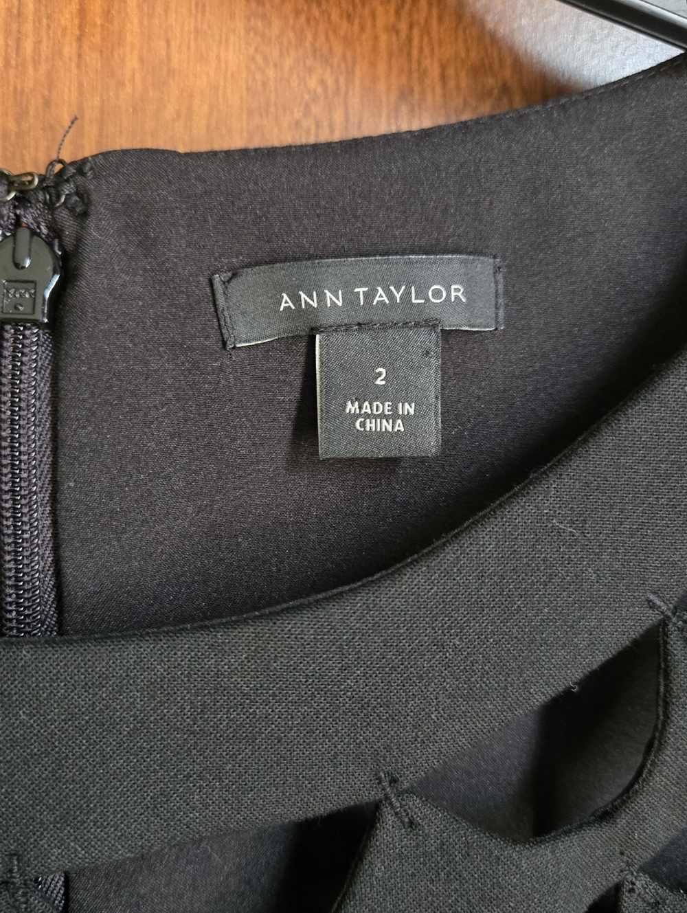 Ann Taylor Black Sleeveless Midi Dress with Scalloped Neck Cutouts - Picture 5 of 8
